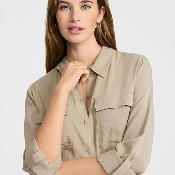 2/$10 • Express Fuchsia Portofino Button Down Blouse - Size: Small - Picture 9 of 9